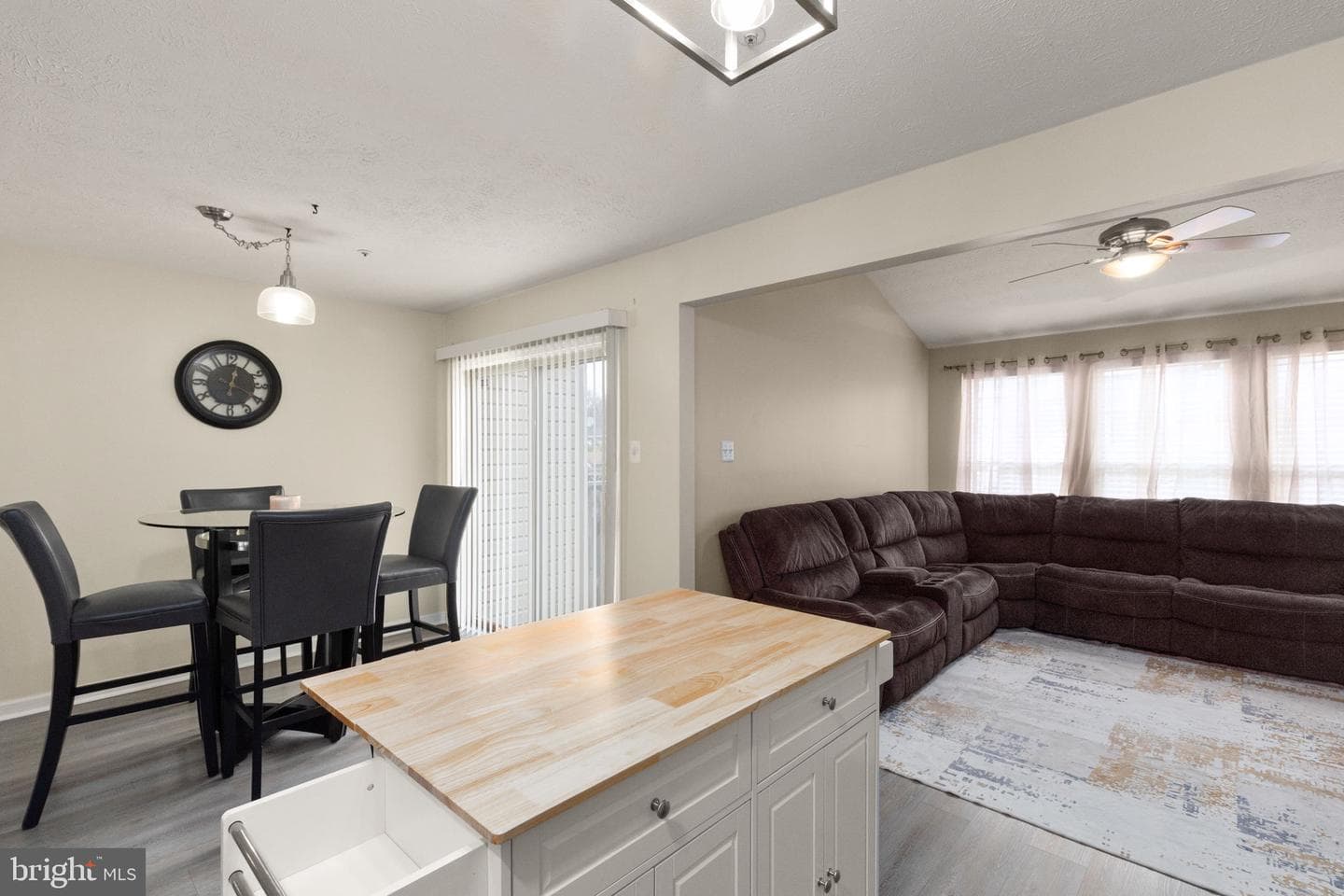 5136 Windermere Circle photo 11