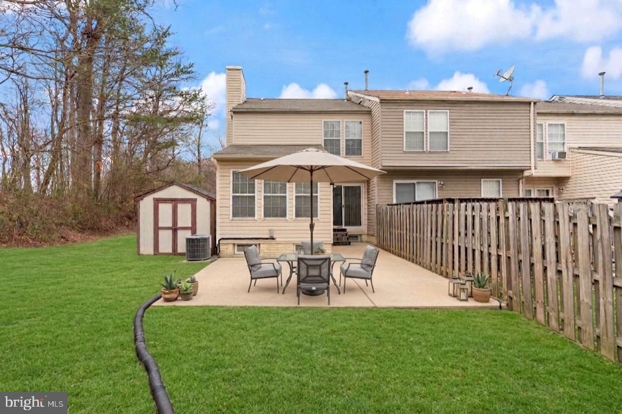 5136 Windermere Circle photo 2