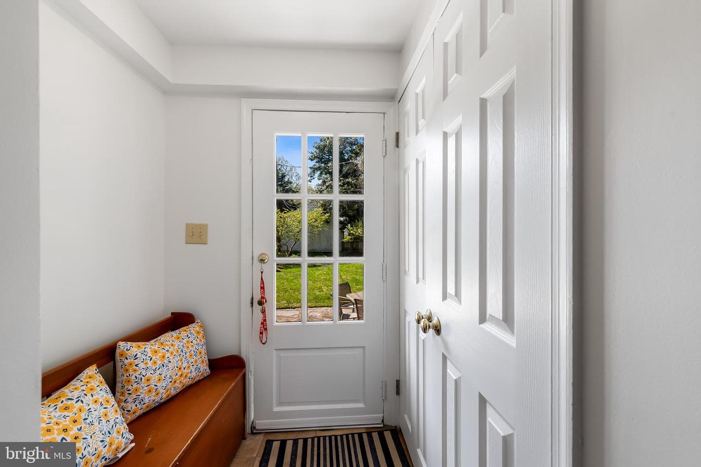 6900 Avondale Road photo 14