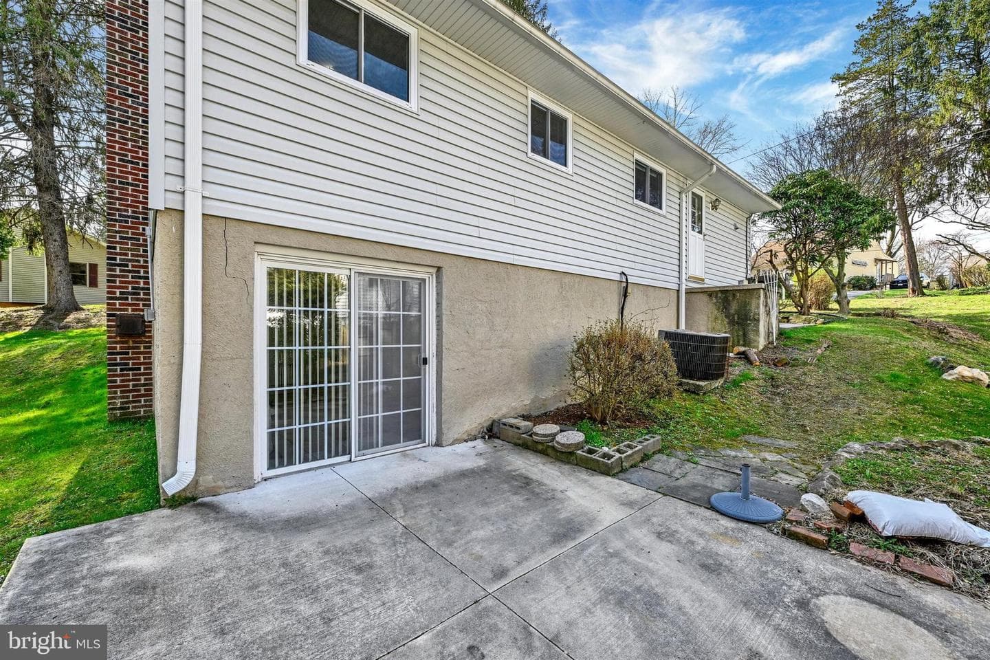 2926 Knoll Acres Drive photo 32