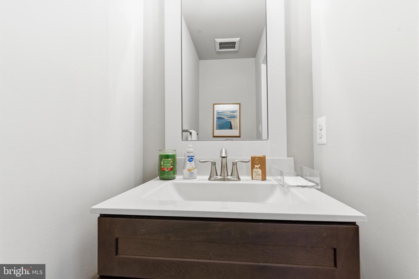 2036 William Avenue photo 30