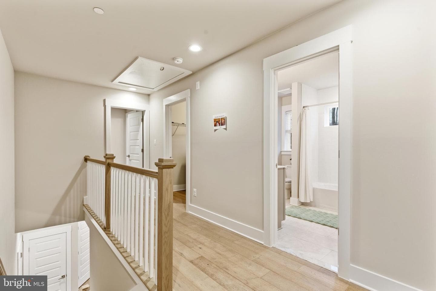 2036 William Avenue photo 31