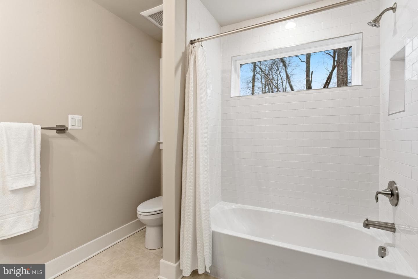 2036 William Avenue photo 54