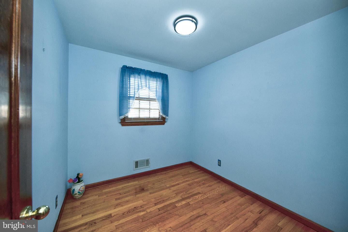 8809 Lakewood Road photo 13