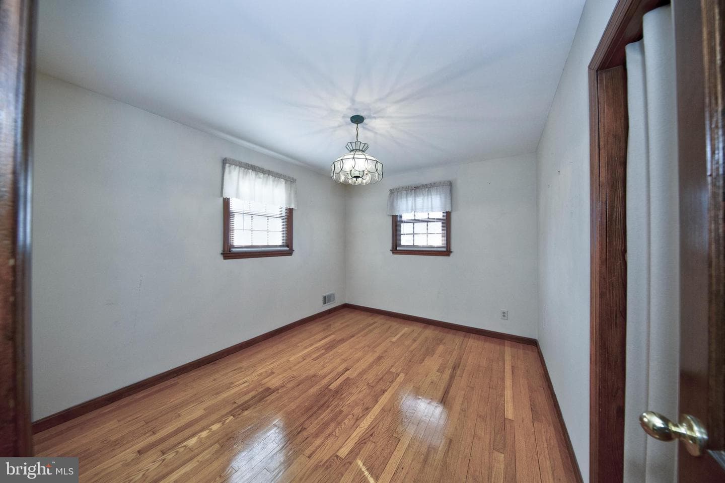 8809 Lakewood Road photo 17