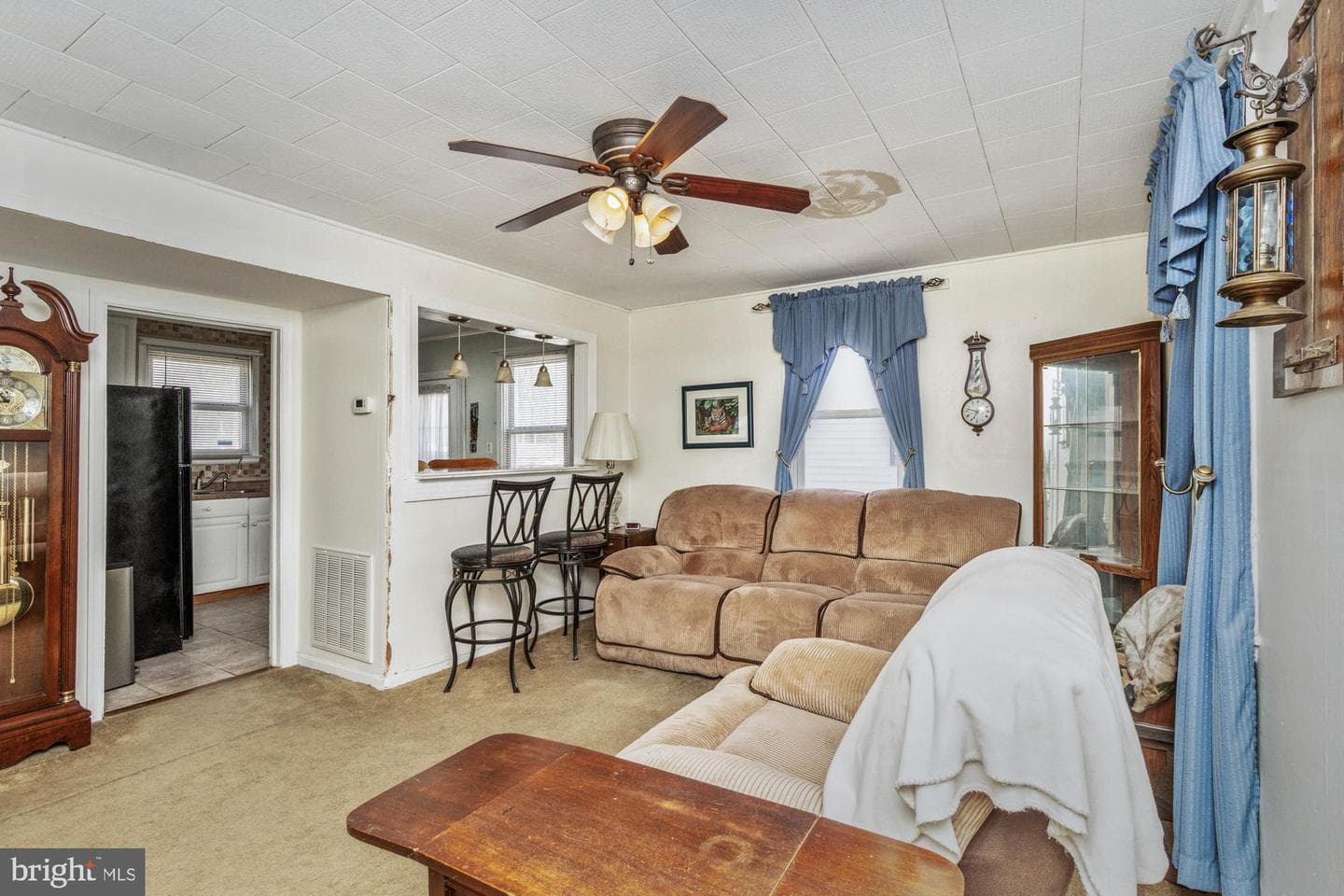 918 Renfrew Street photo 12