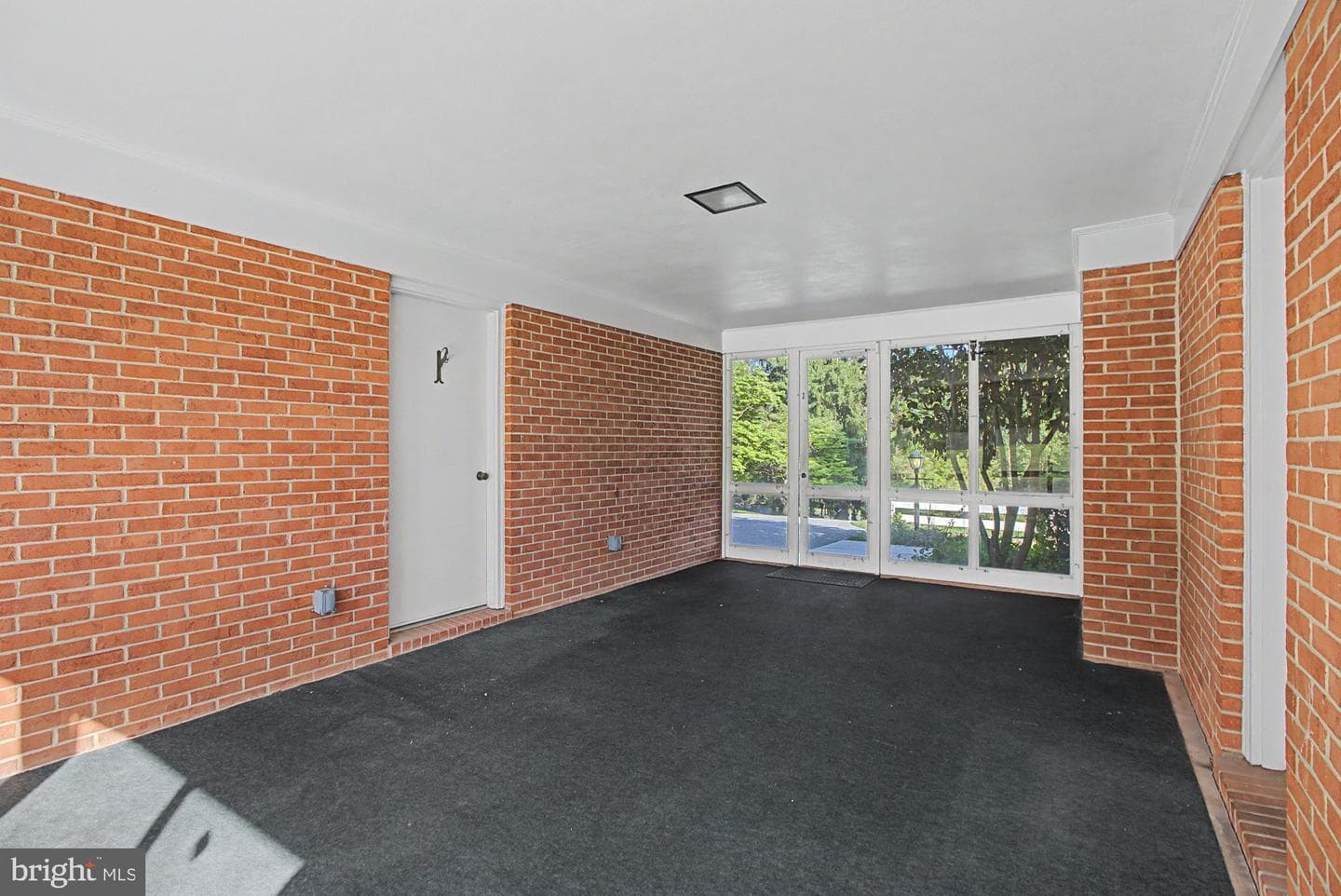4602 Langshire Road photo 7