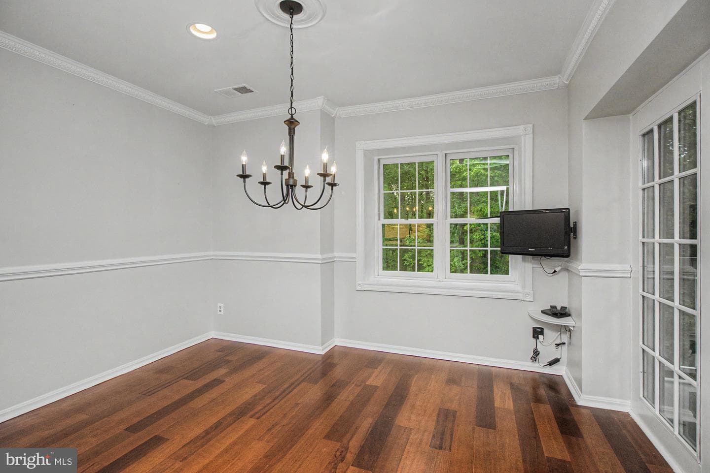 210 Belmont Forest Court #306 photo 31
