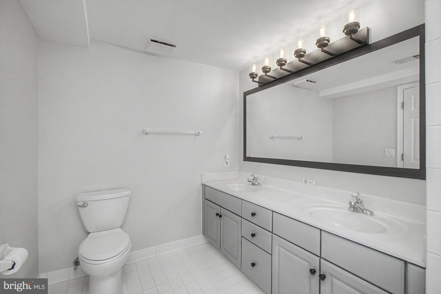 210 Belmont Forest Court #306 photo 49