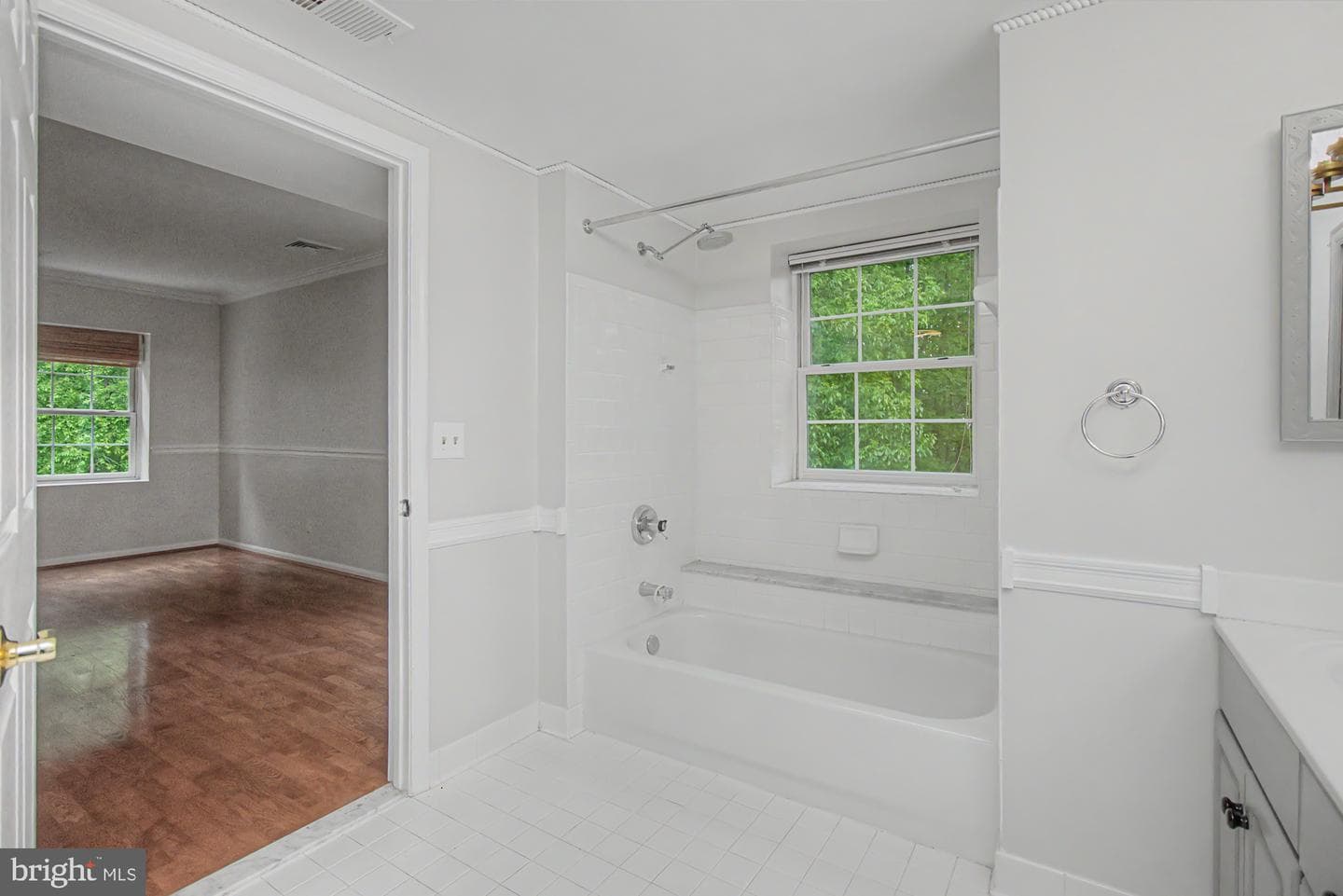 210 Belmont Forest Court #306 photo 59