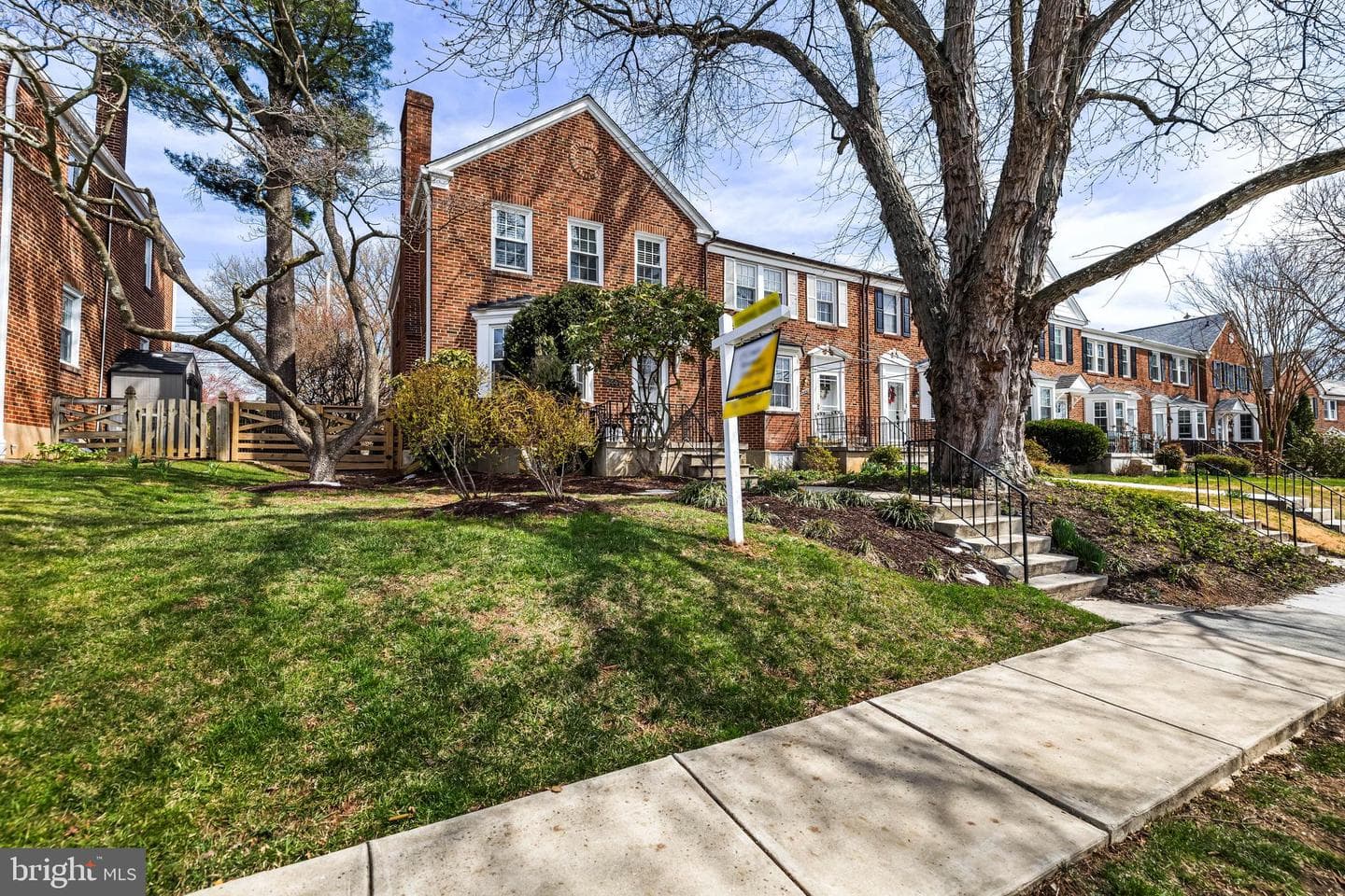 6447 Blenheim Road photo 2