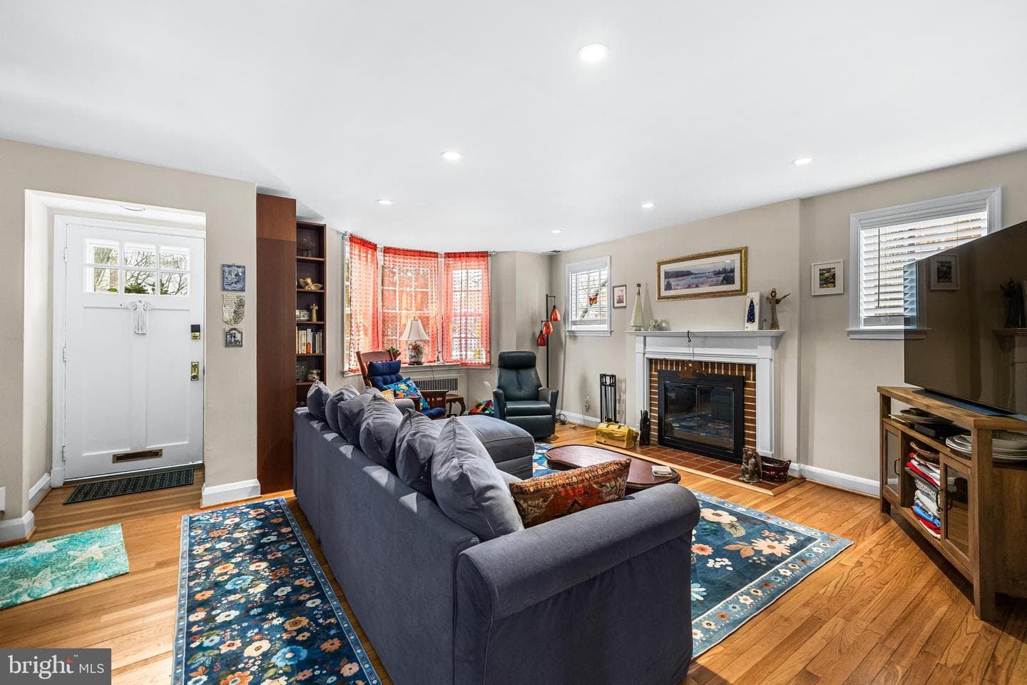 6447 Blenheim Road photo 7