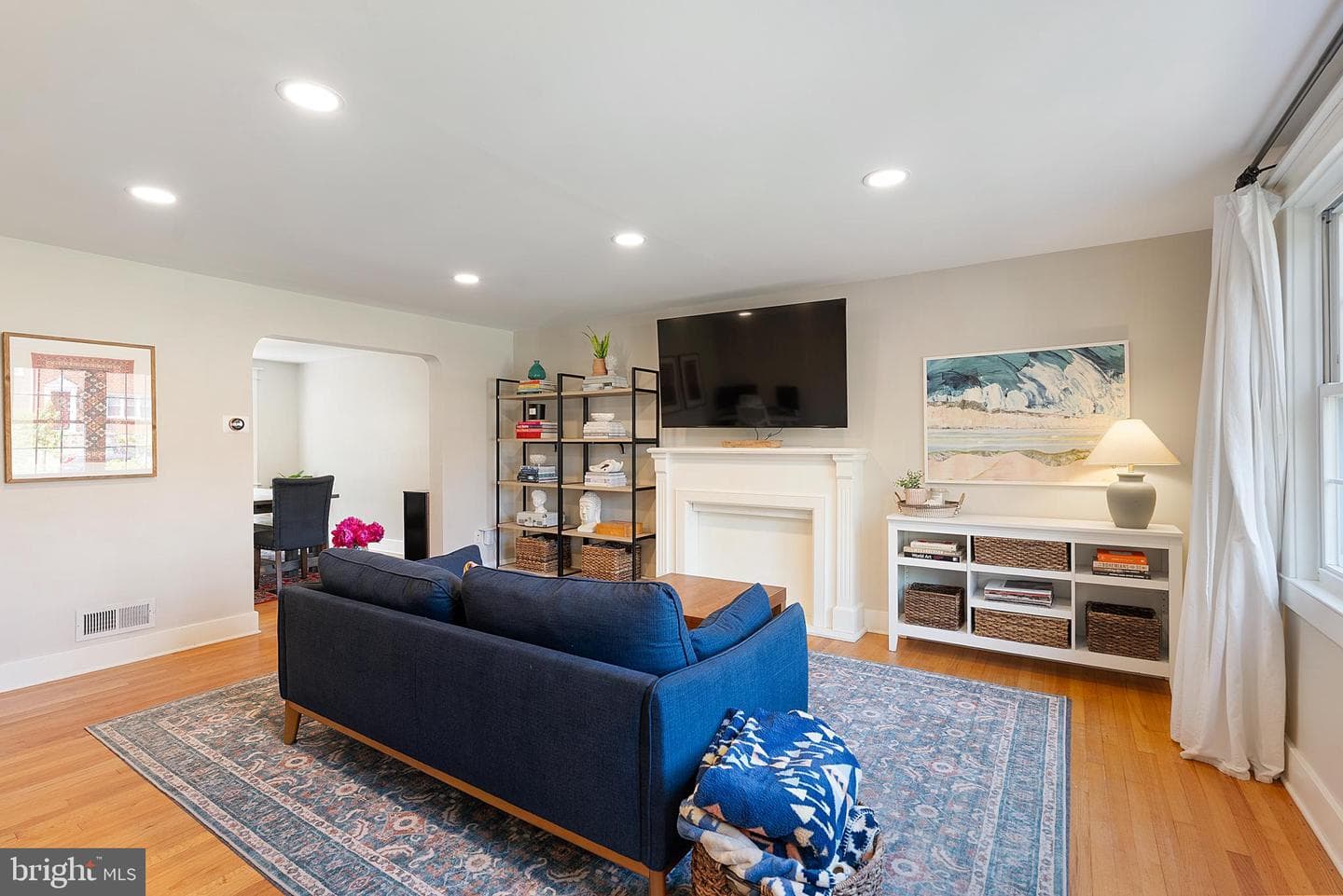 1569 Doxbury Road photo 10