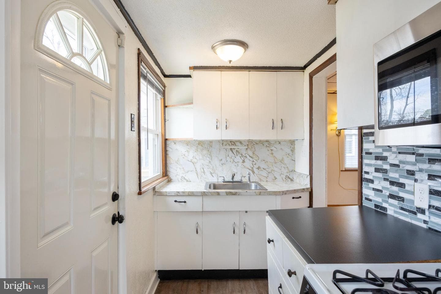4206 Baltimore Street photo 11