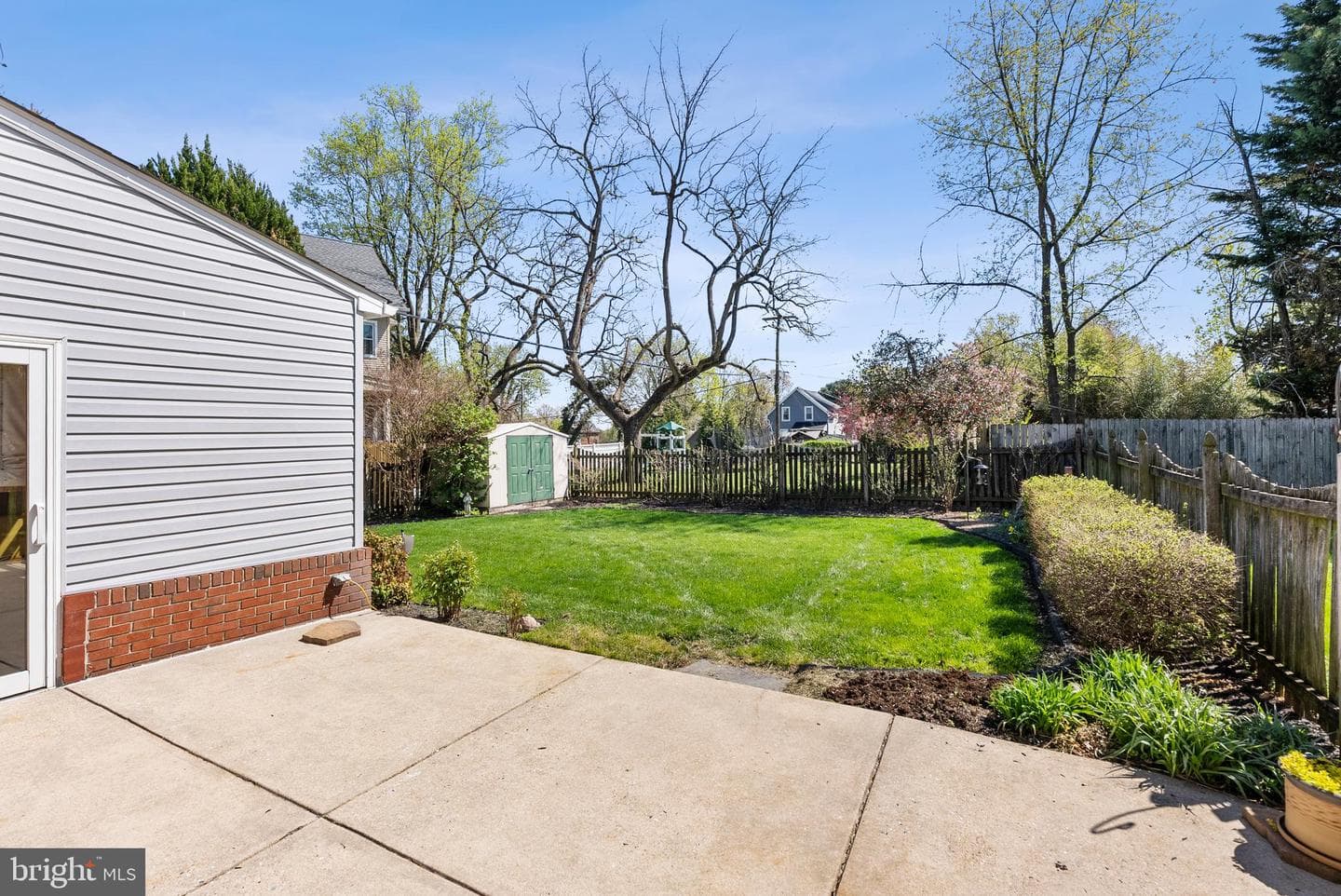 907 Arran Road photo 30