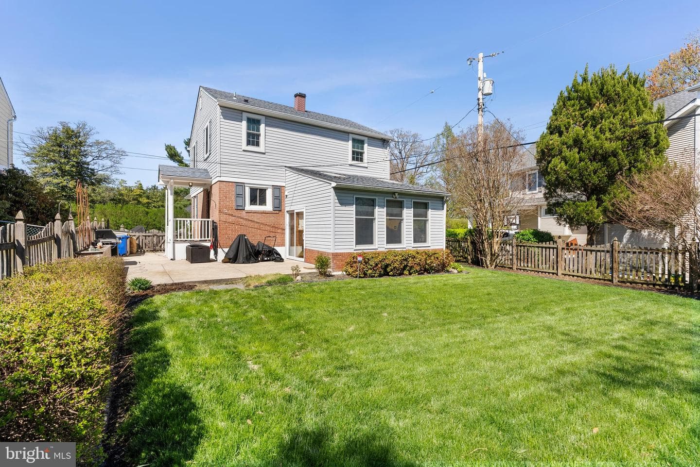 907 Arran Road photo 34