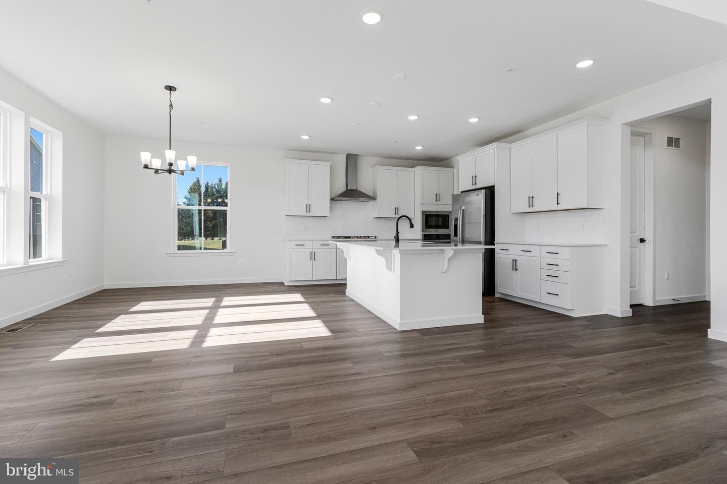 917 Honeyflower Drive photo 11