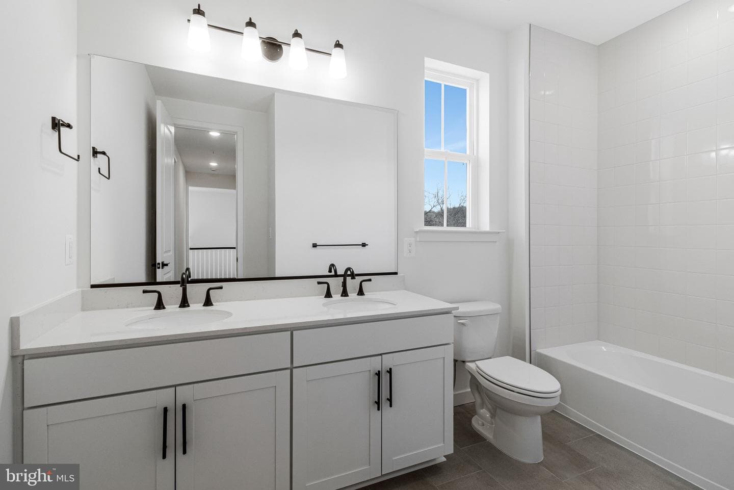 917 Honeyflower Drive photo 29
