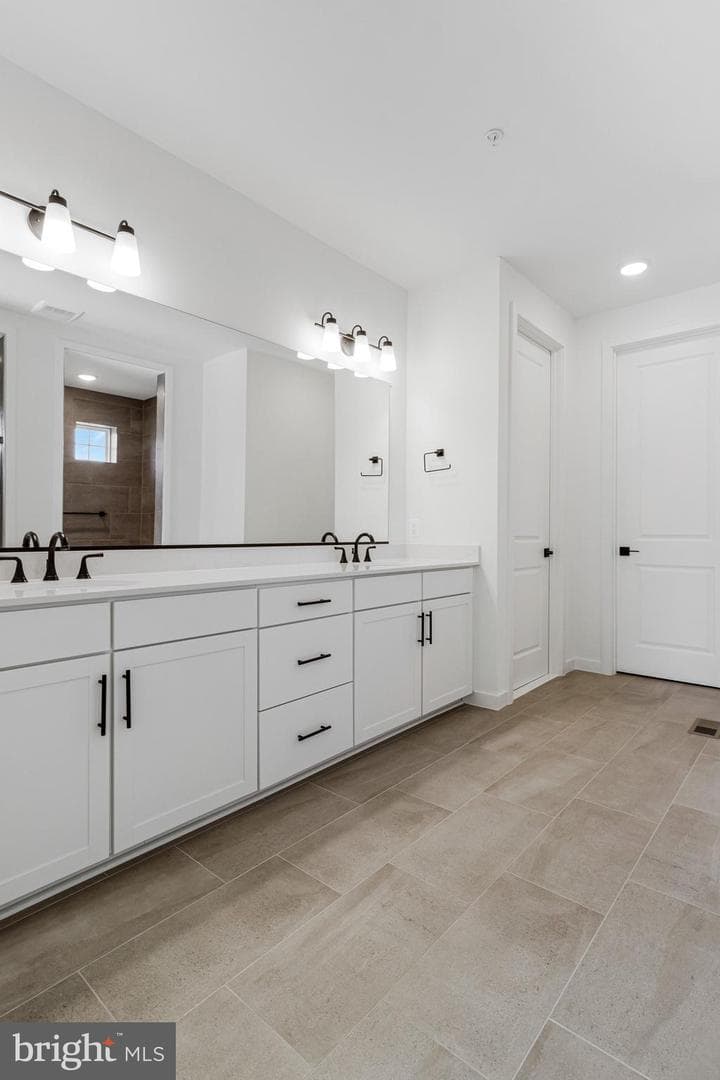 917 Honeyflower Drive photo 43
