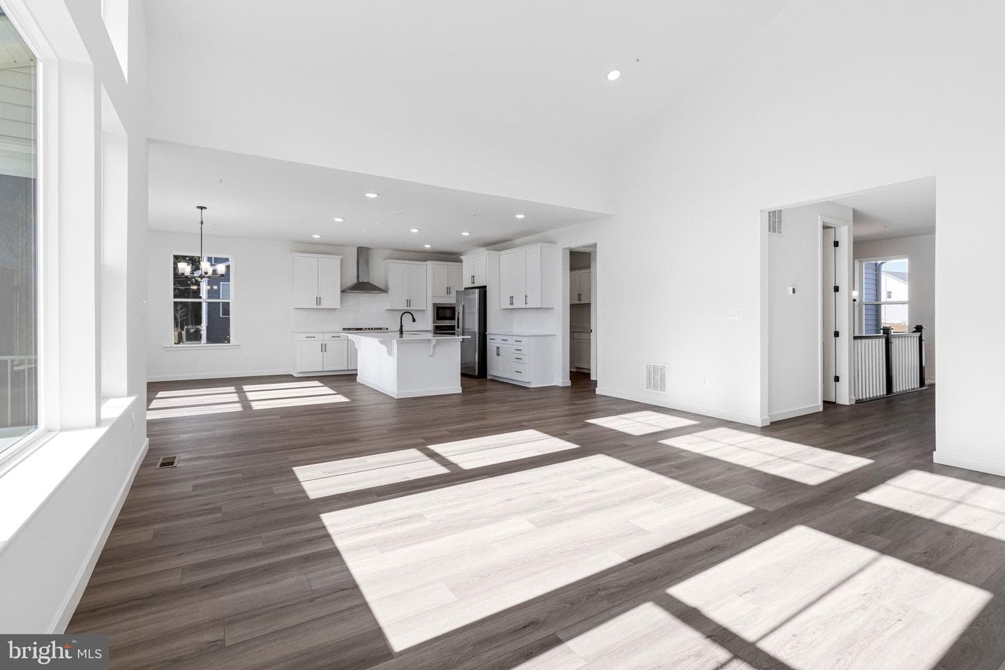 917 Honeyflower Drive photo 6