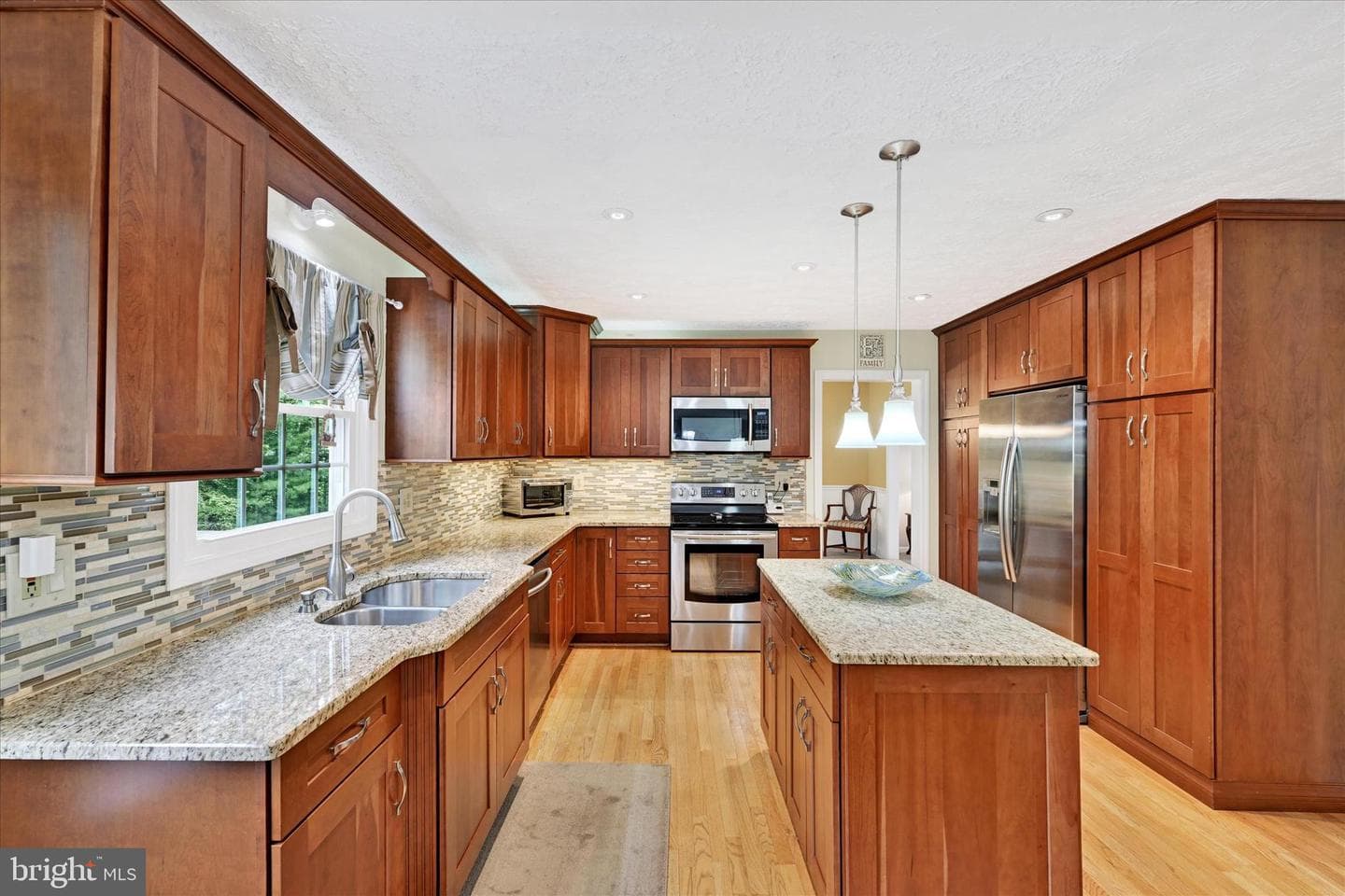 9911 Britinay Lane photo 14