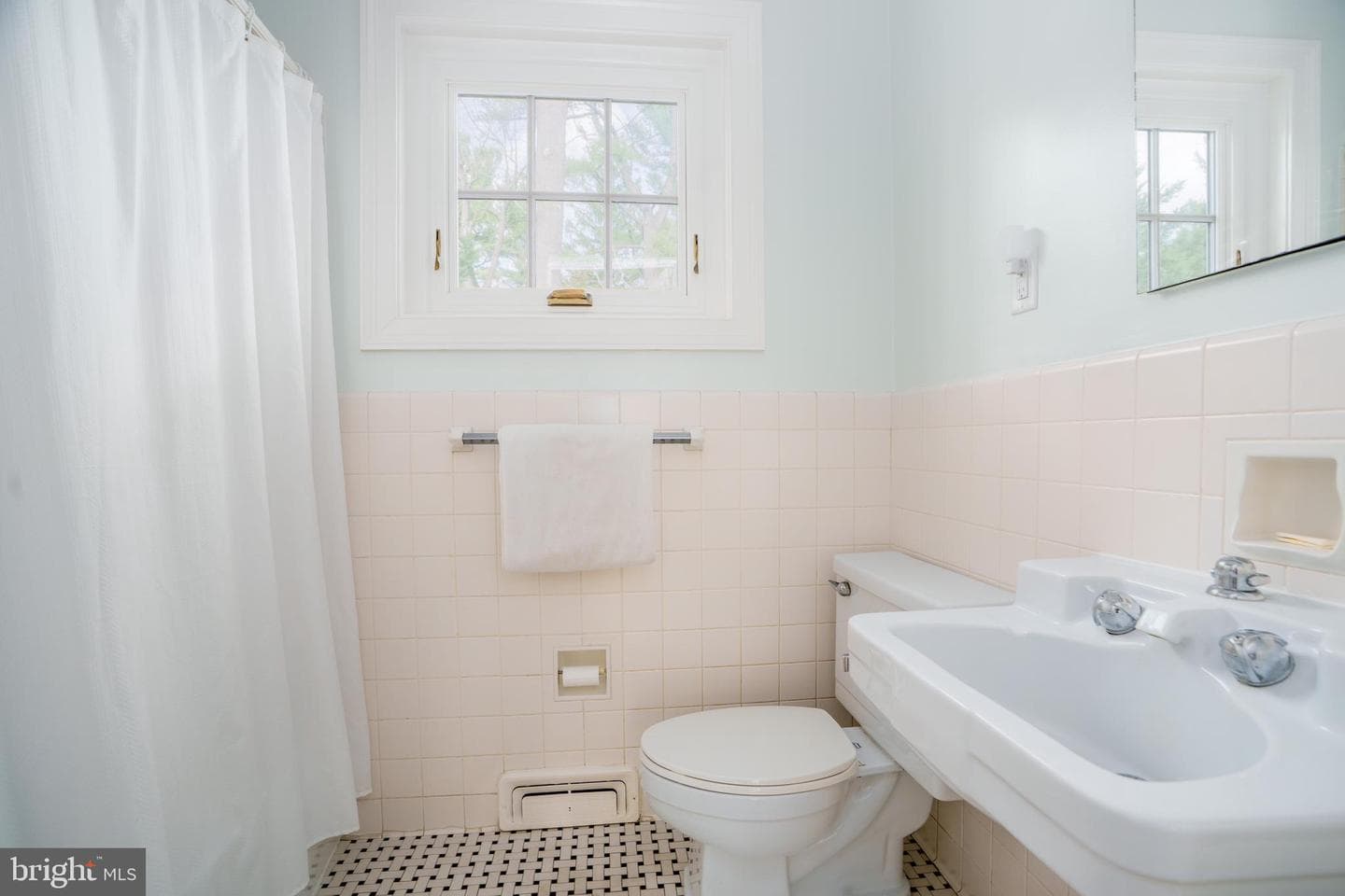 4 Farview Road photo 32