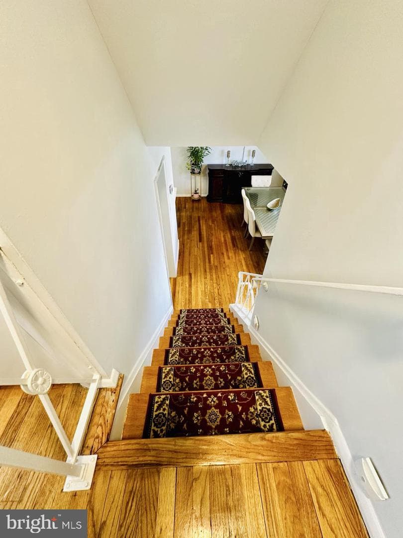 605 Zell Court photo 16