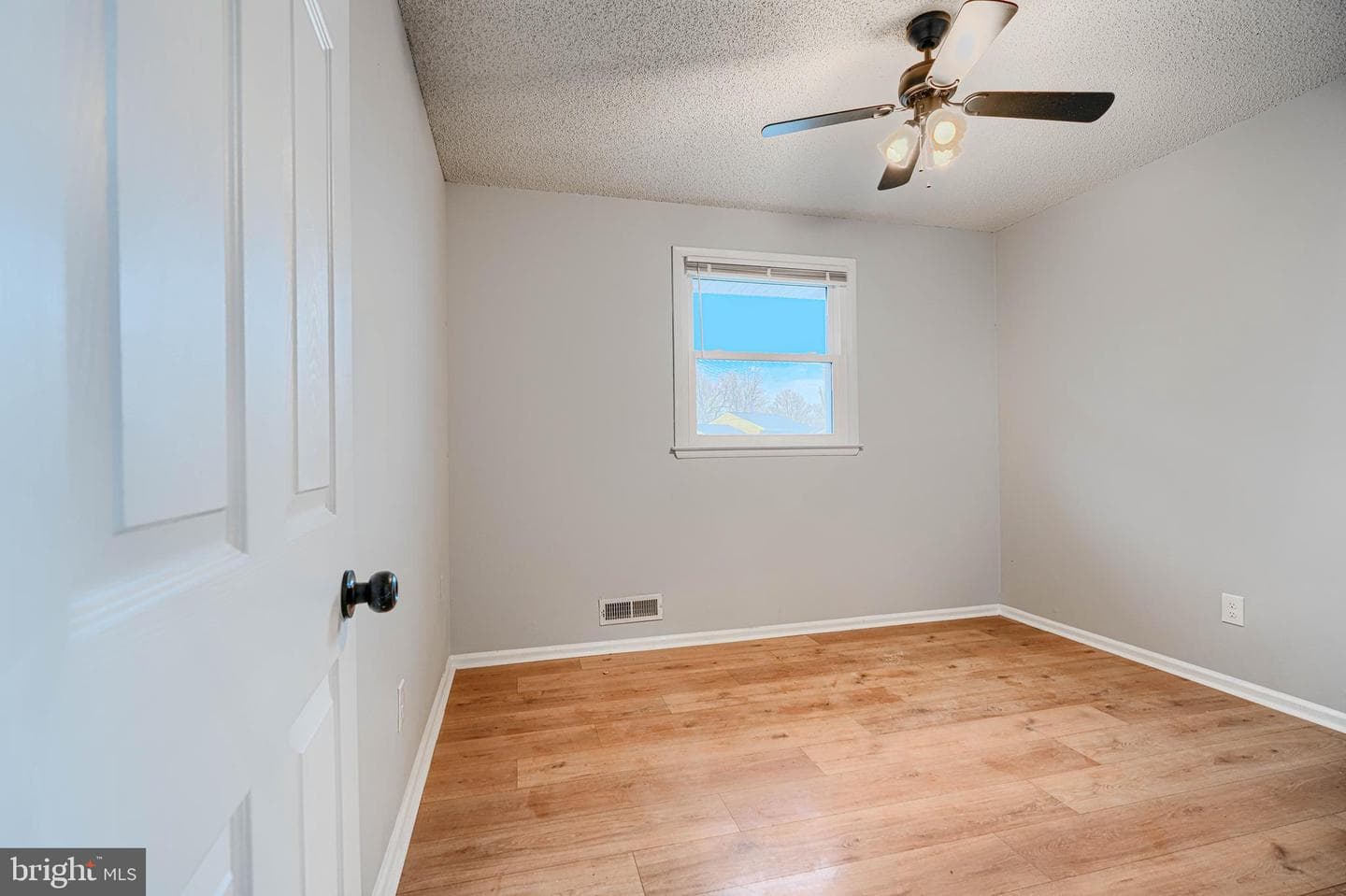 8523 Fieldway Drive photo 12