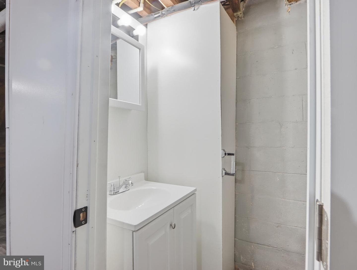 8653 Hoerner Avenue photo 30