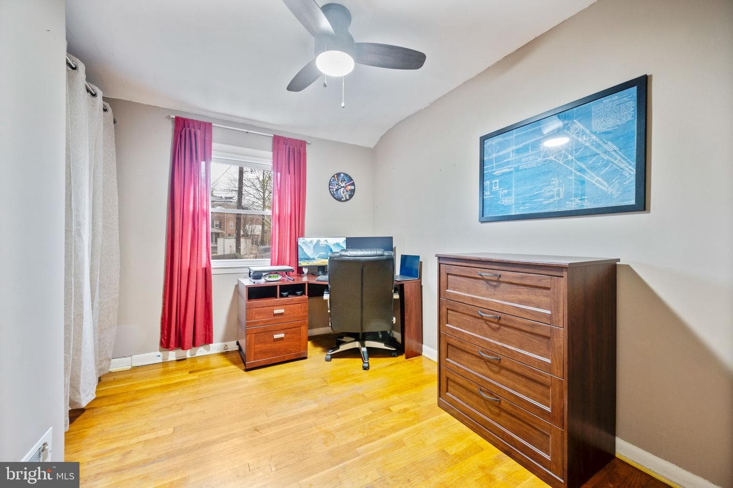 1311 Glenmont Road photo 22