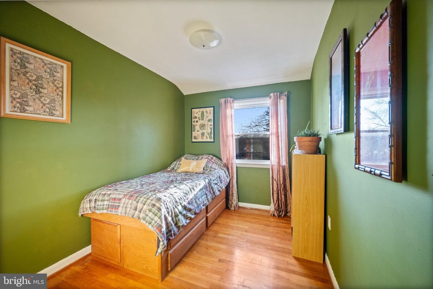 1311 Glenmont Road photo 23