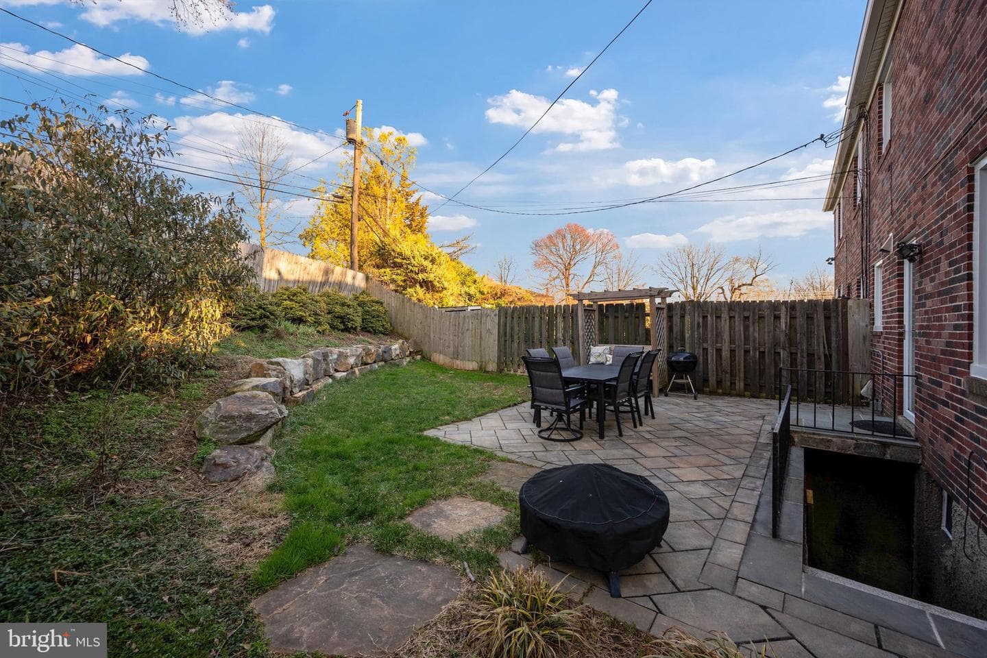 1311 Glenmont Road photo 33