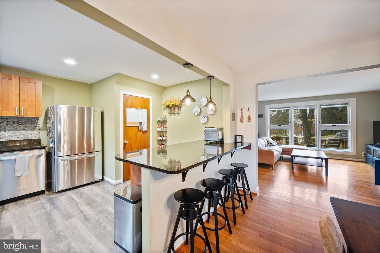 1311 Glenmont Road photo 8