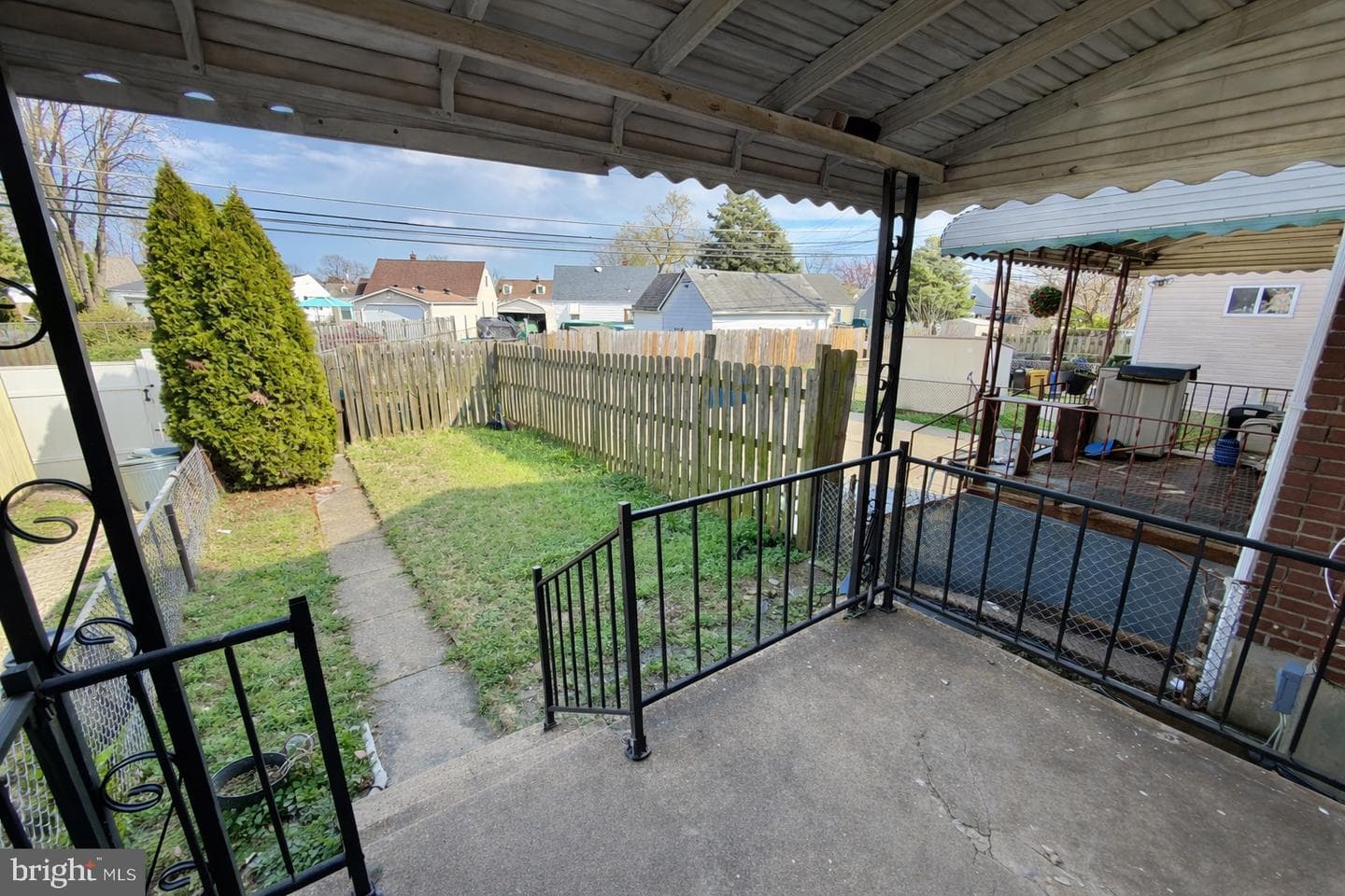3325 McShane Way photo 12