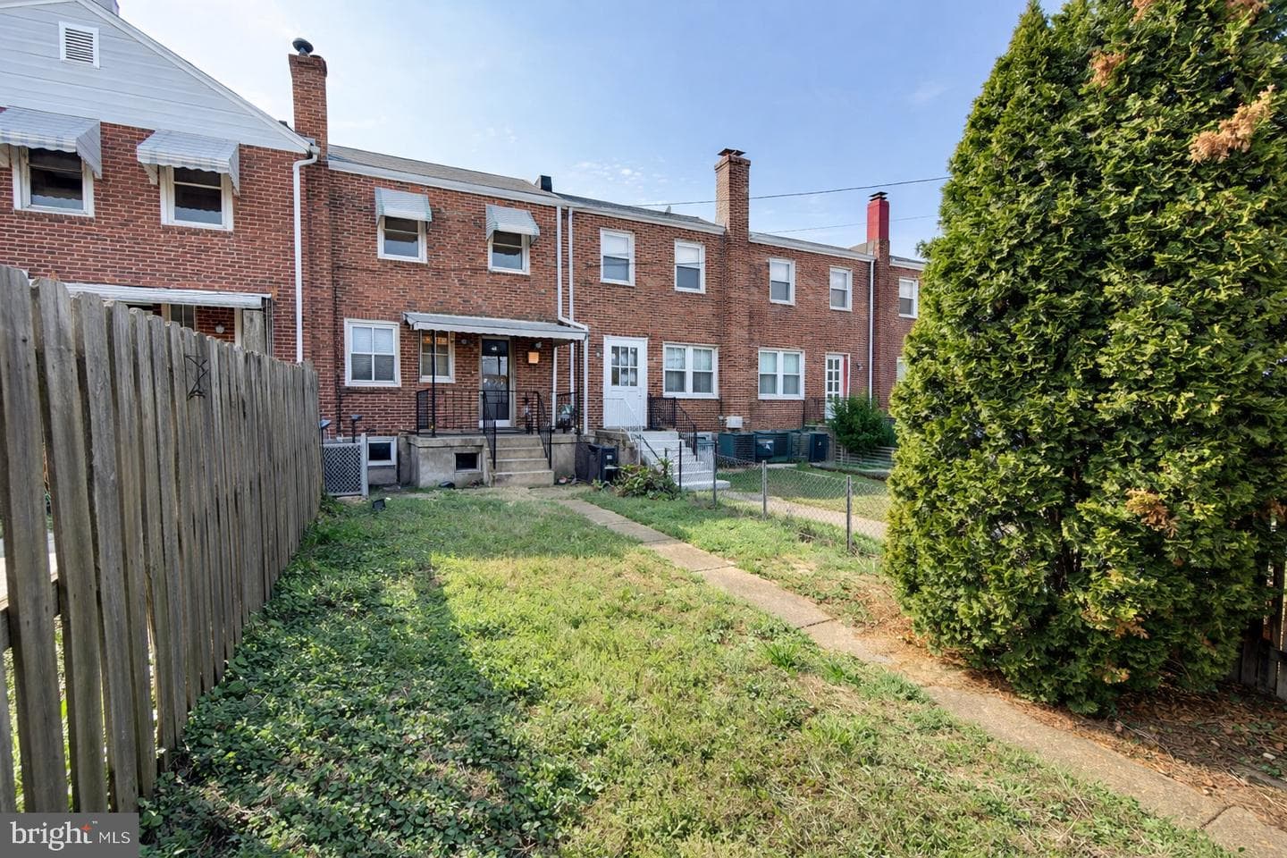 3325 McShane Way photo 13