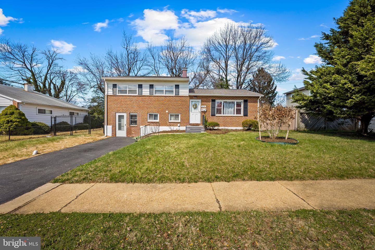 916 Prestwood