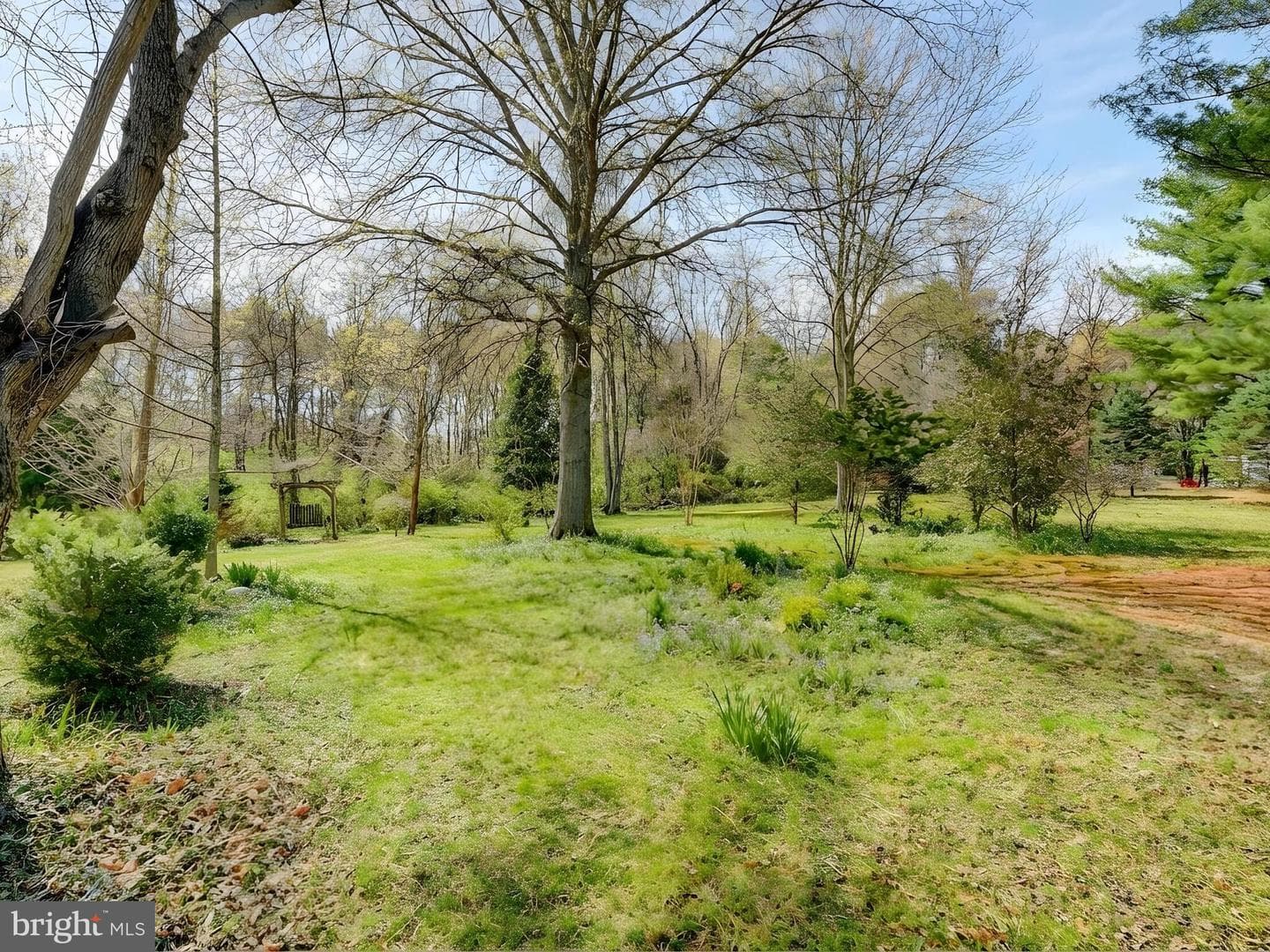 1134 Freeland Road photo 39