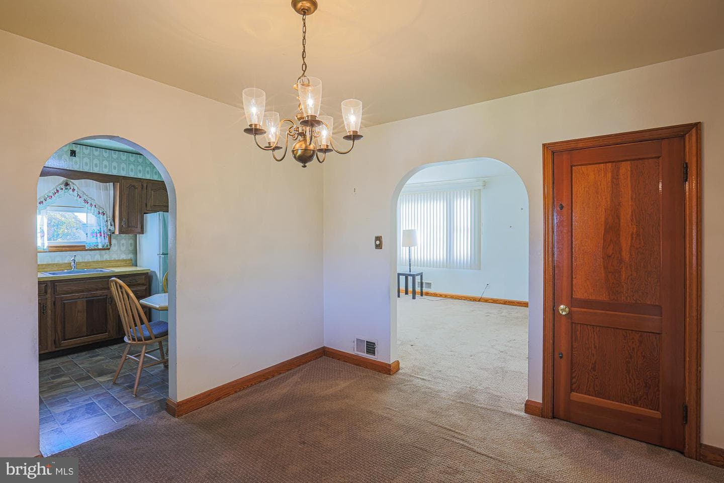 8506 Coco Road photo 10