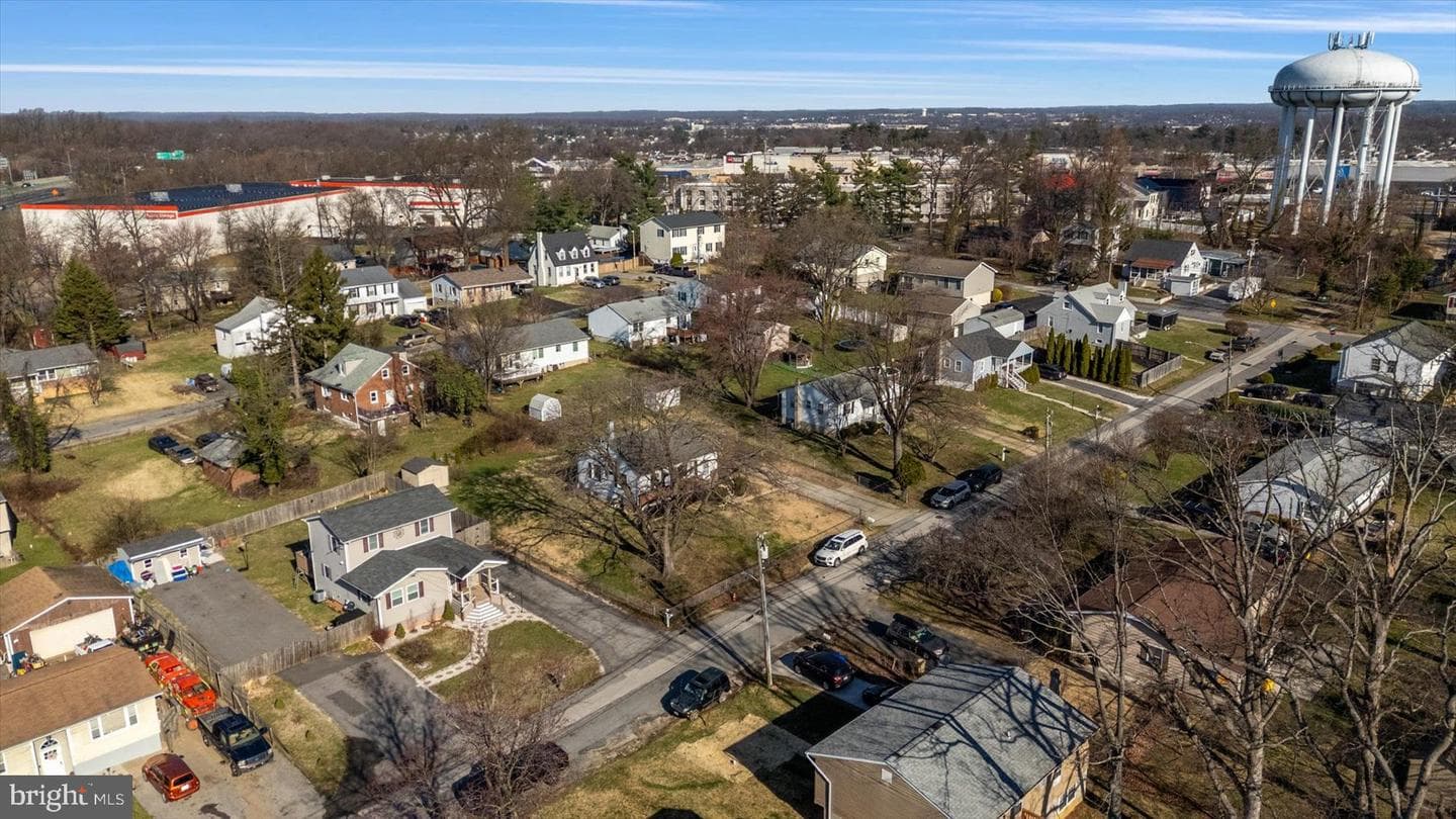 712 Dorchester Road photo 31