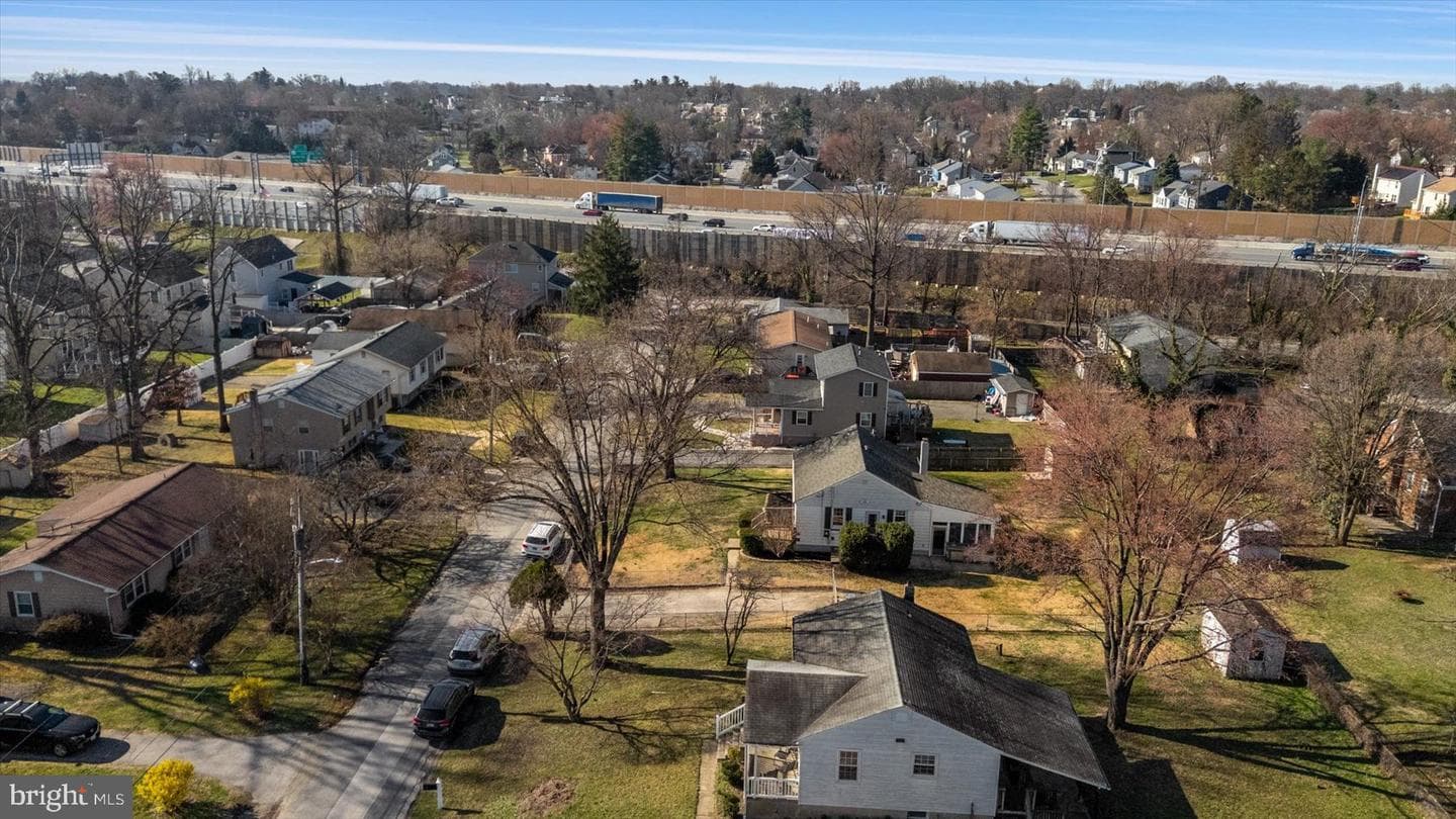 712 Dorchester Road photo 32