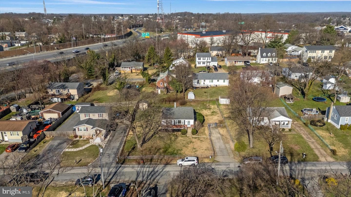 712 Dorchester Road photo 33