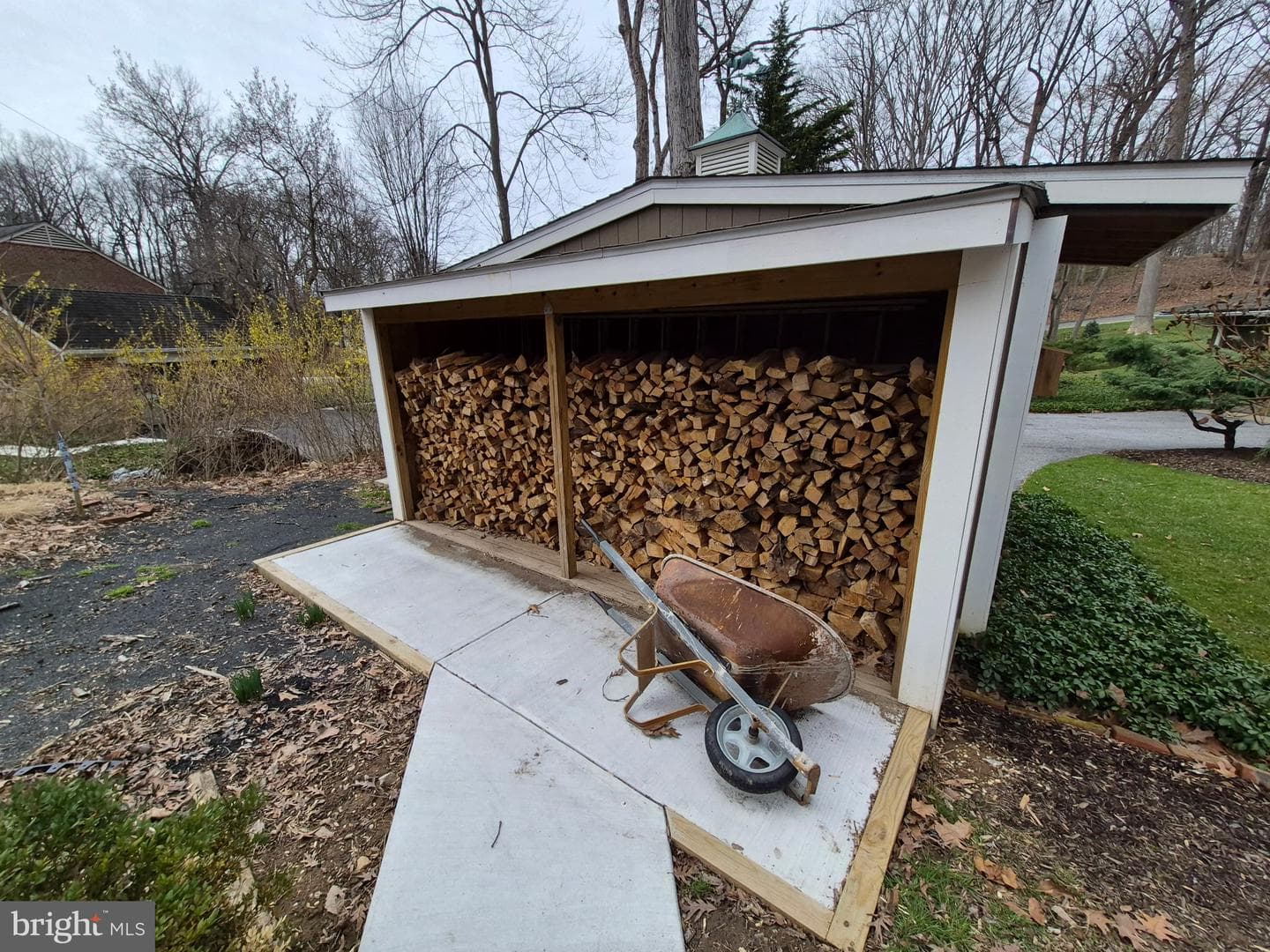 1403 Ellenglen Road photo 38