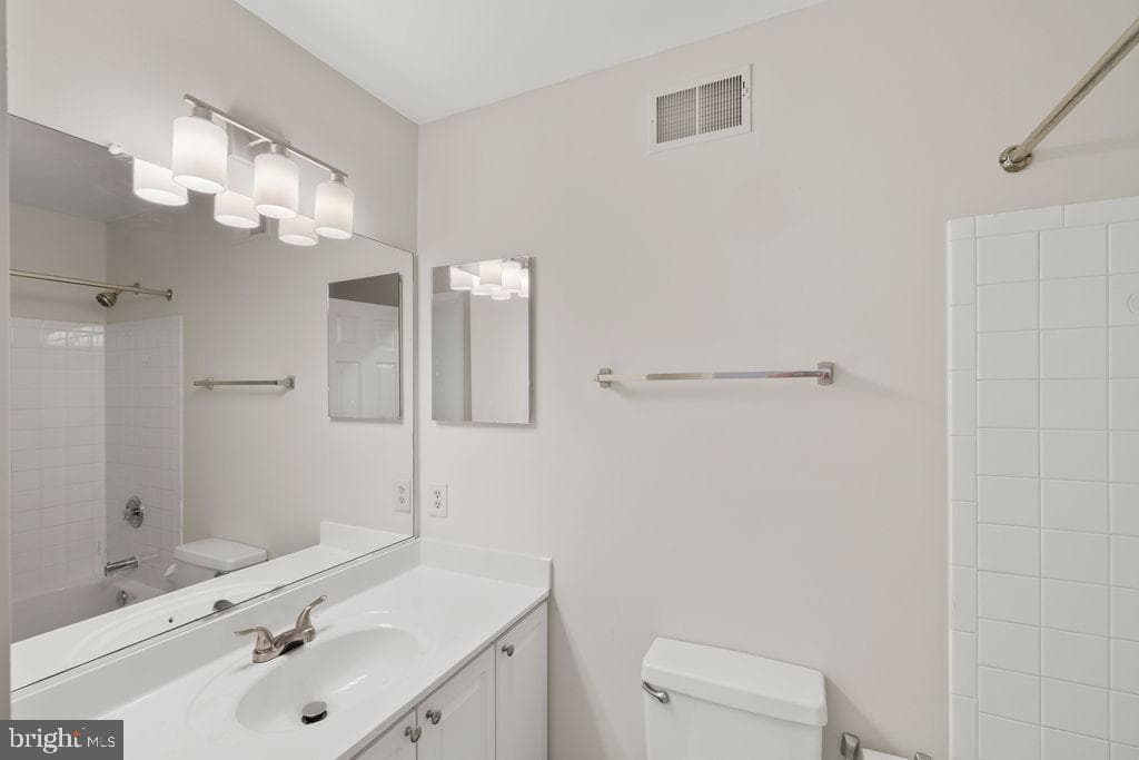 9823 Sherwood Farm Road photo 19