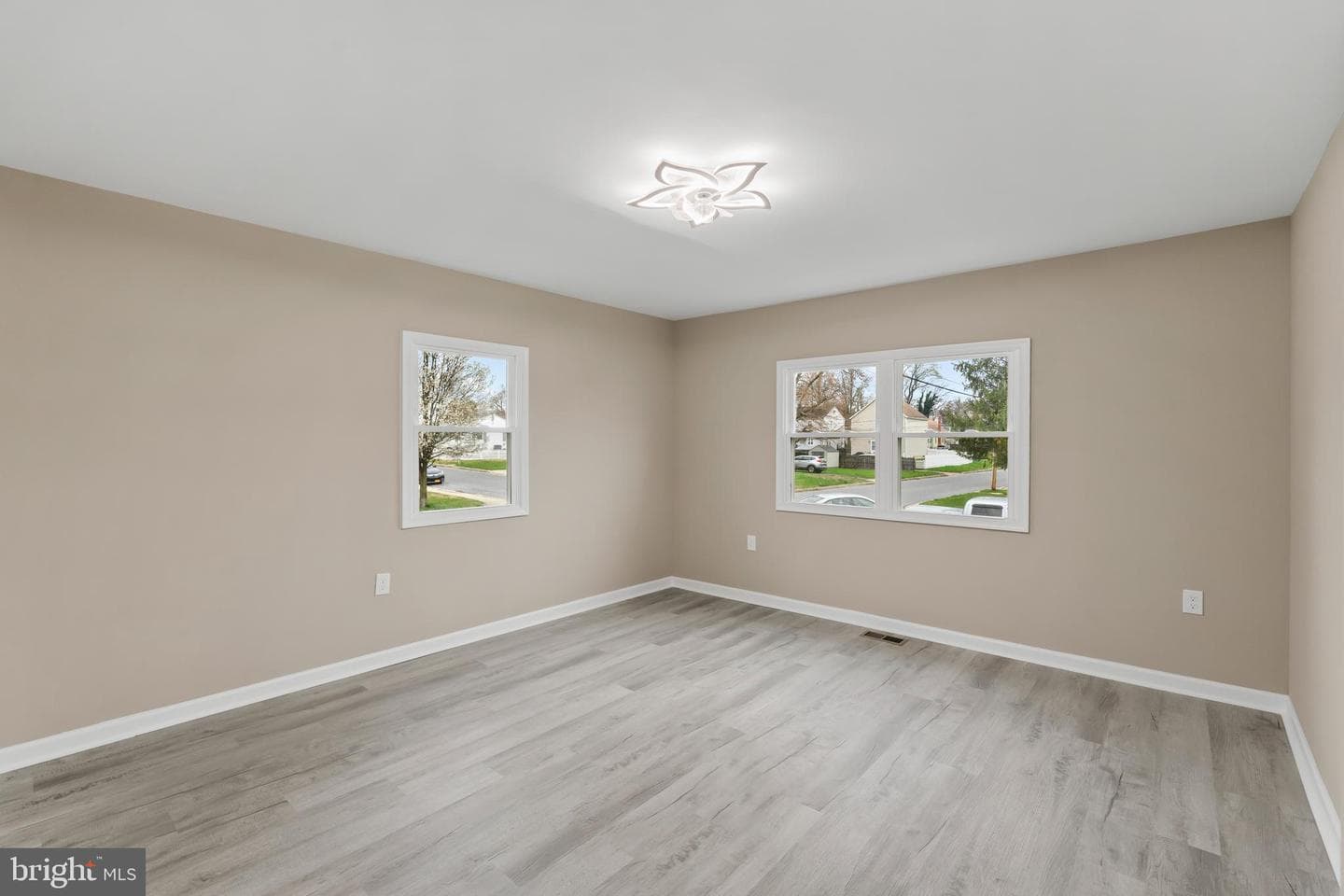 2901 Michigan Avenue photo 15