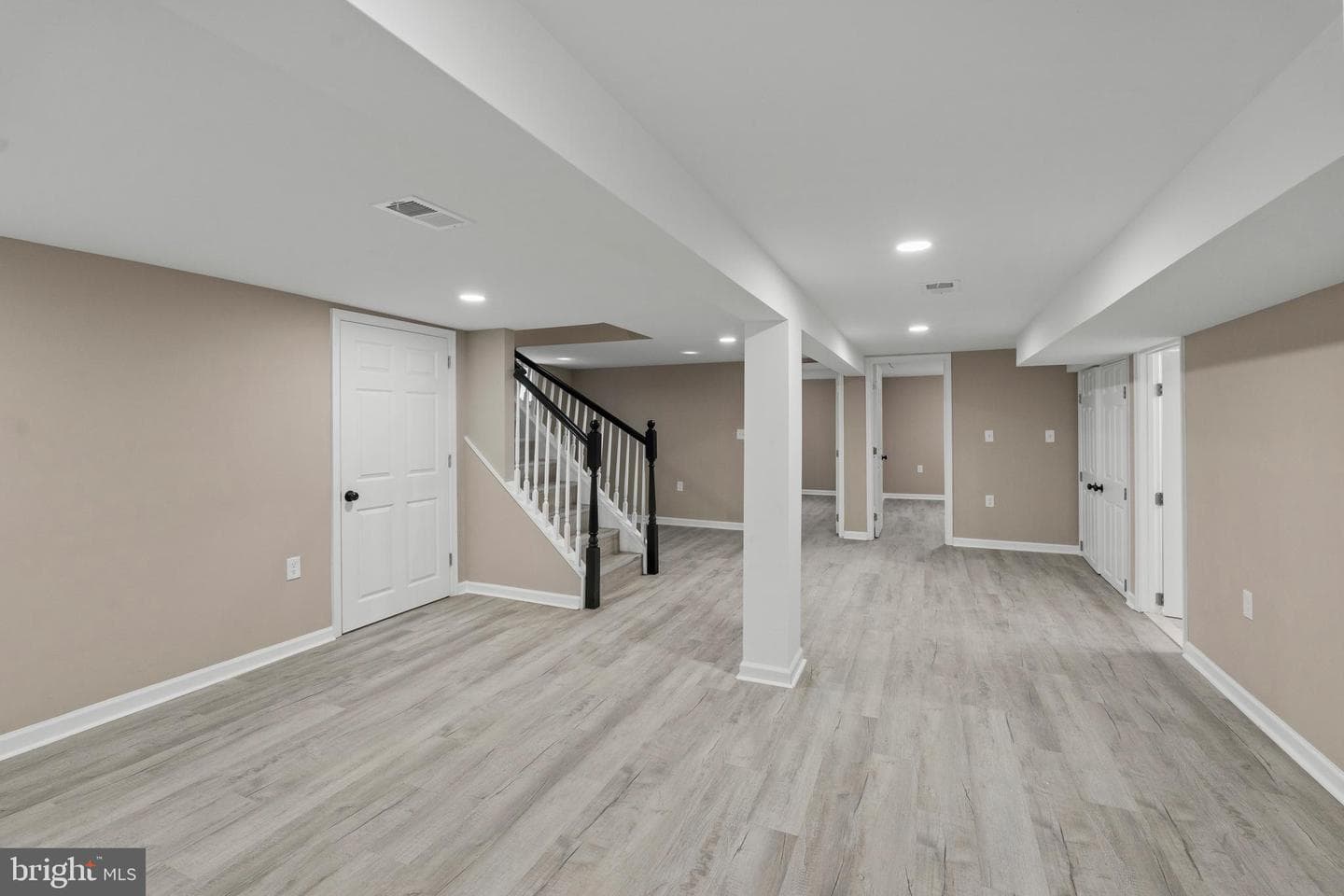 2901 Michigan Avenue photo 20