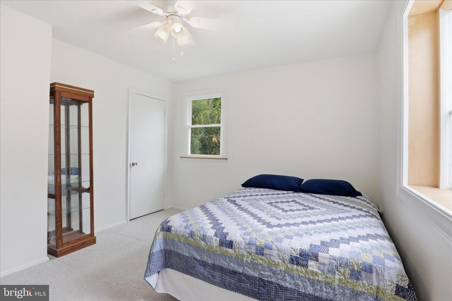 238 Chartley Drive photo 21