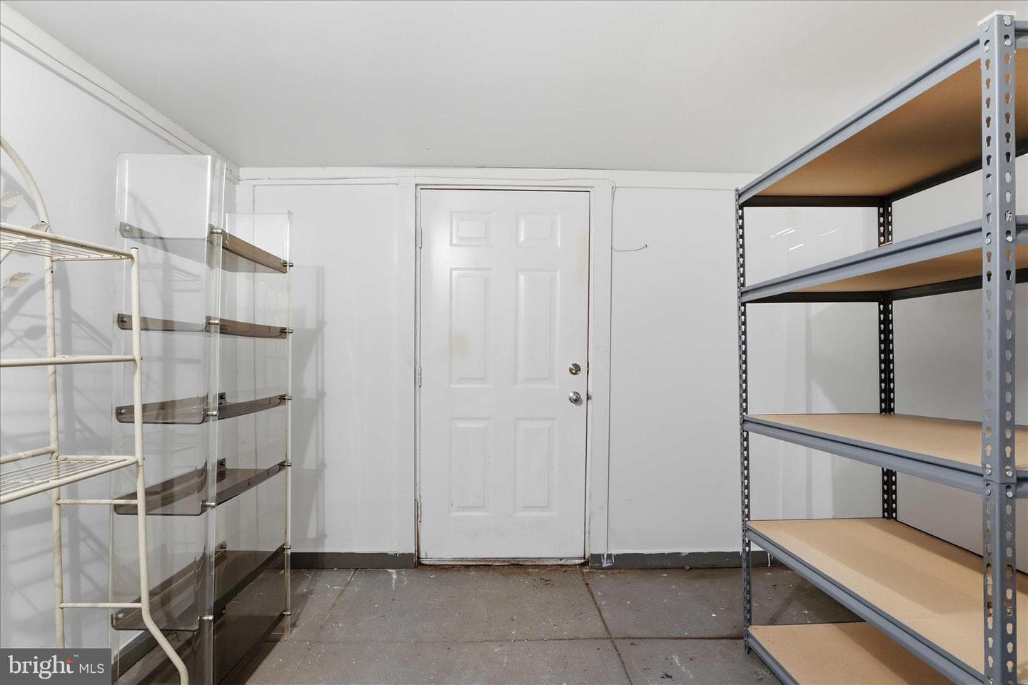 238 Chartley Drive photo 29