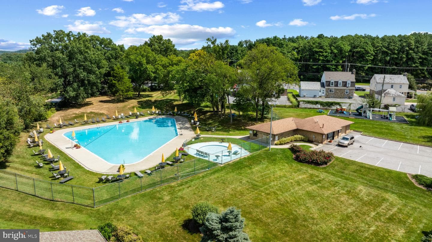 8 Choate Court #8f photo 39