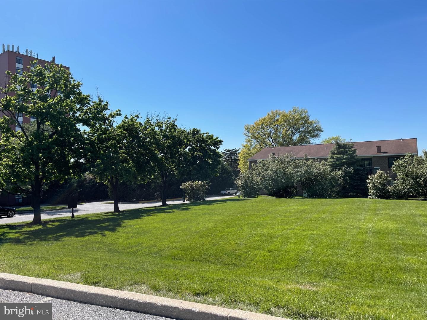 8 Choate Court #8f photo 45