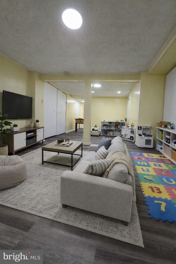 6105 Frederick Road photo 23
